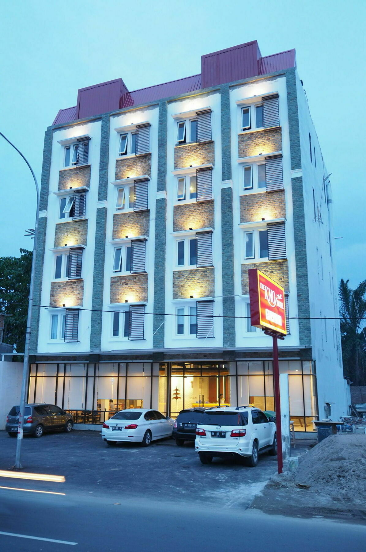 Crew Express Hotel Lubukpakam Extérieur photo
